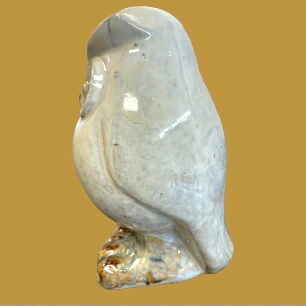 𝅺ADORABLE little ceramic owl, numbered, not signed, appears to be handmade